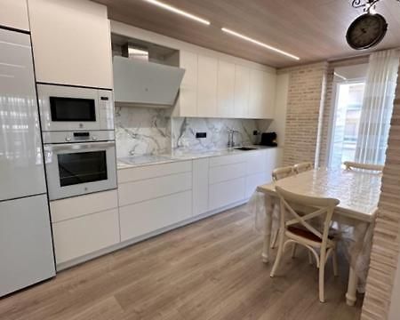 Fantastic Larimar New Apartment Салоу Экстерьер фото