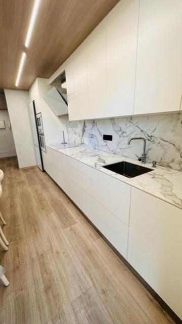 Fantastic Larimar New Apartment Салоу Экстерьер фото